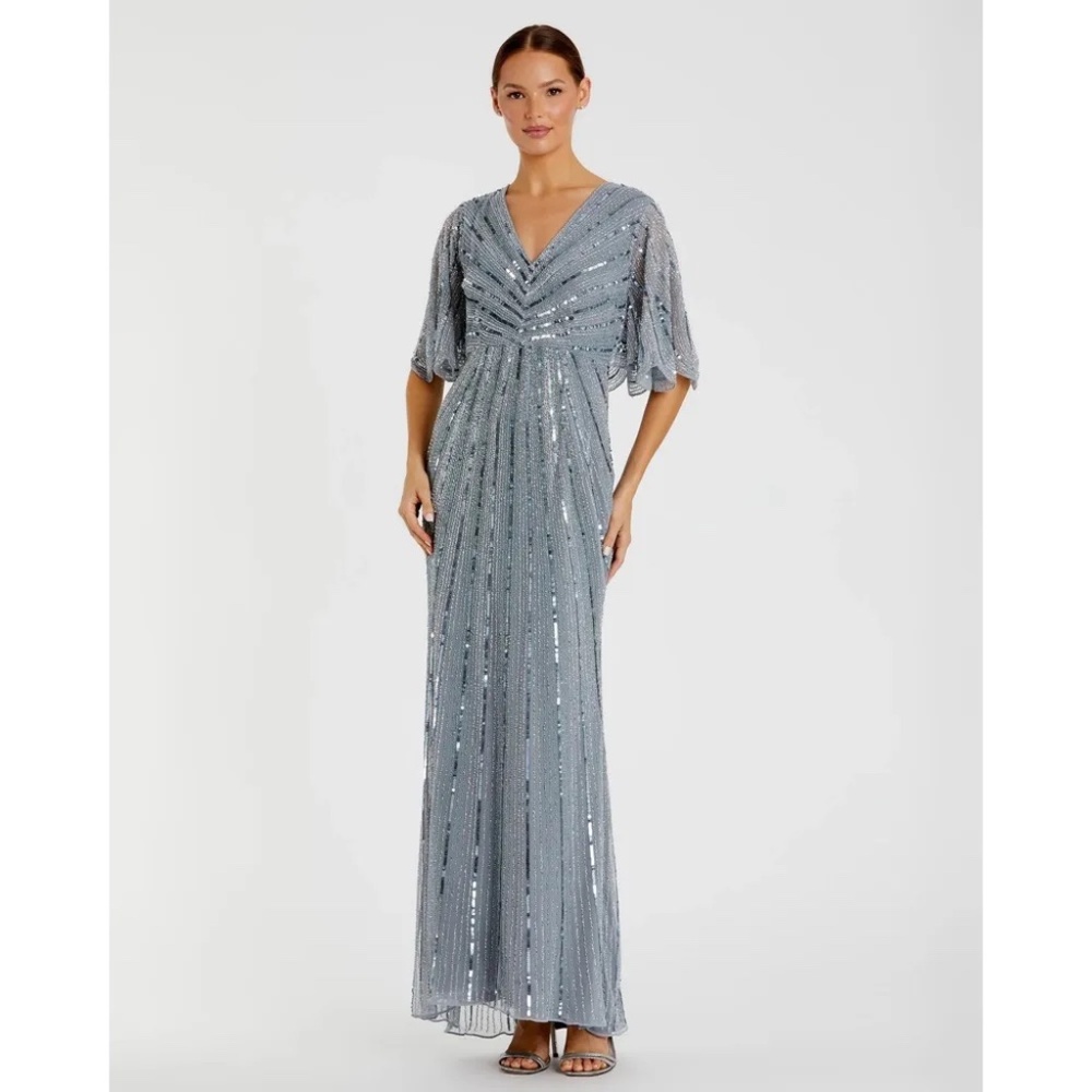 NWT Mac Duggal Sequined V Neck Cape Sleeve Gown - size 10